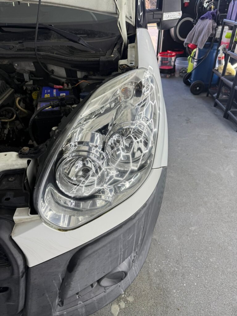 Koplampen 2 Deep detailing