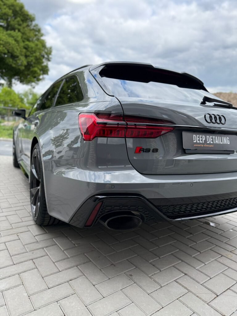 Audi RS6 Nardo Grey Achterkant