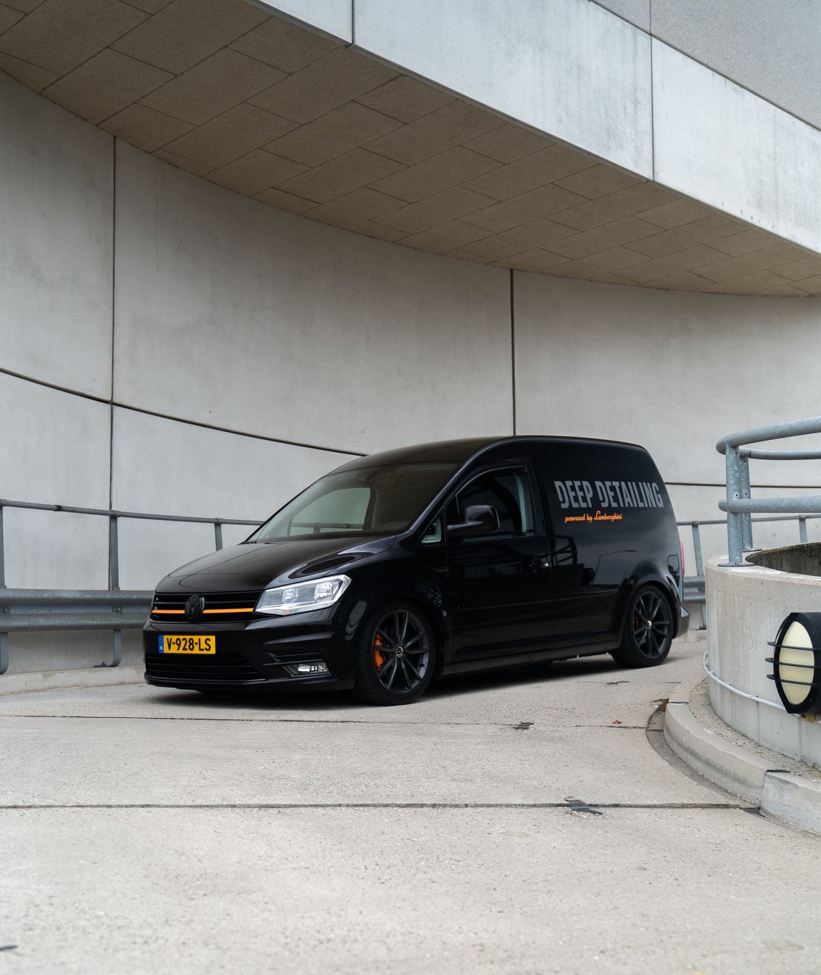 Detail Bus Parkeergarage 1